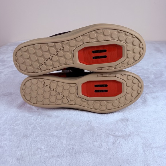 Adidas Five Ten HellCat Men' 13 Black , Red, Gum Cycling Shoes - GY5125 $120 New - Picture 6 of 8